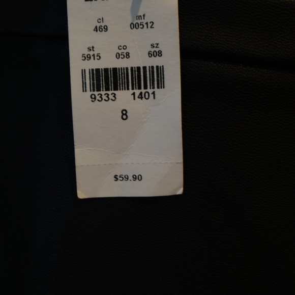 Faux leather mini skirt - Picture 4 of 5